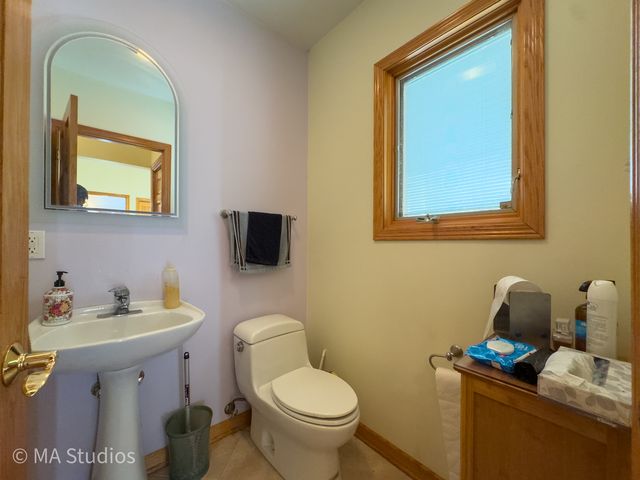 7940 N Oketo Avenue, Niles, IL 60714