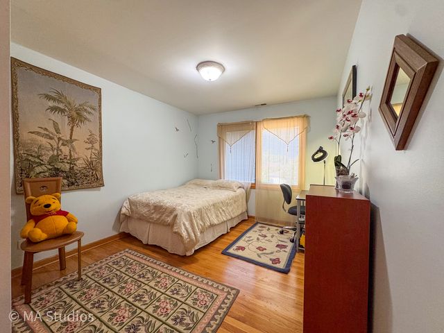 7940 N Oketo Avenue, Niles, IL 60714