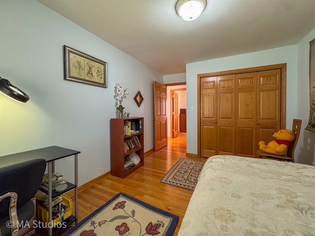 7940 N Oketo Avenue, Niles, IL 60714