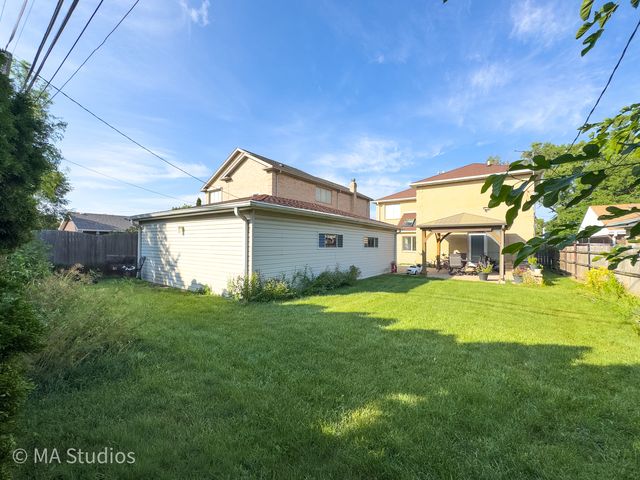 7940 N Oketo Avenue, Niles, IL 60714