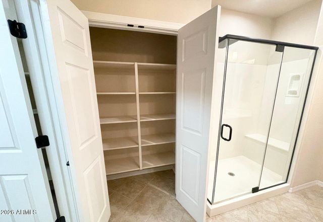 14200 W VILLAGE Parkway 2148, Litchfield Park, AZ 85340