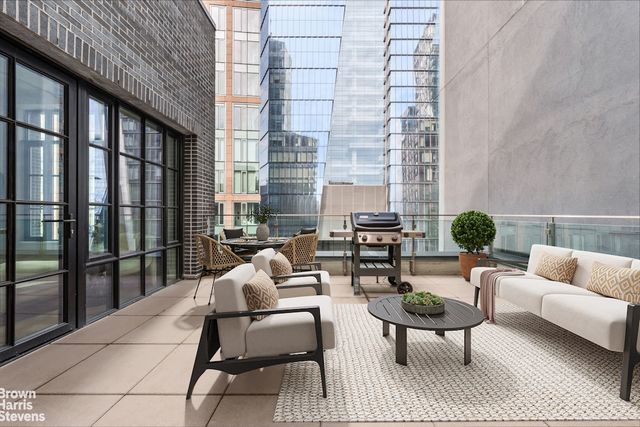 517 W 29TH Street PHC, New York City, NY 10001