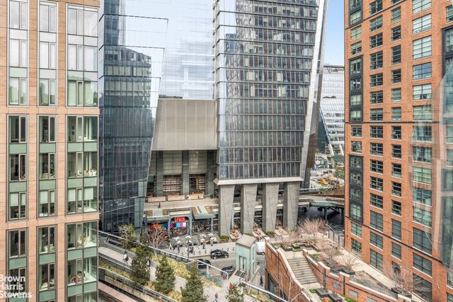 517 W 29TH Street PHC, New York City, NY 10001