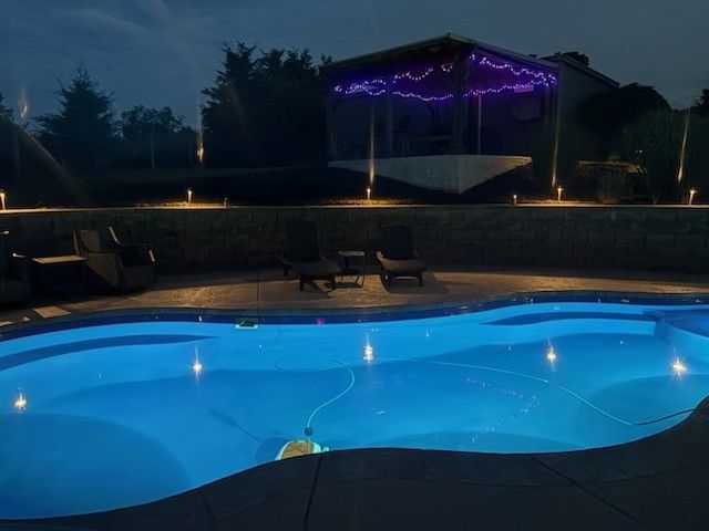 812 New Shackle Island Rd, Hendersonville, TN 37075