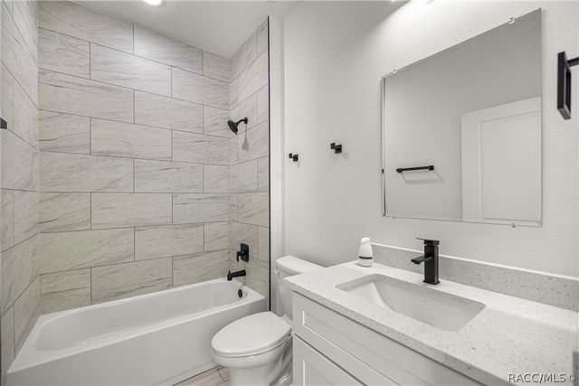 7841 N Santos Drive, Citrus Springs, FL 34434