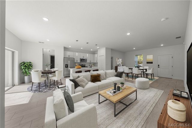 7841 N Santos Drive, Citrus Springs, FL 34434