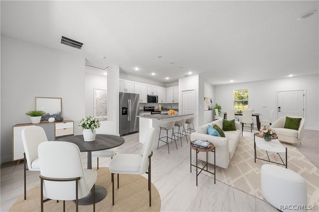 7841 N Santos Drive, Citrus Springs, FL 34434