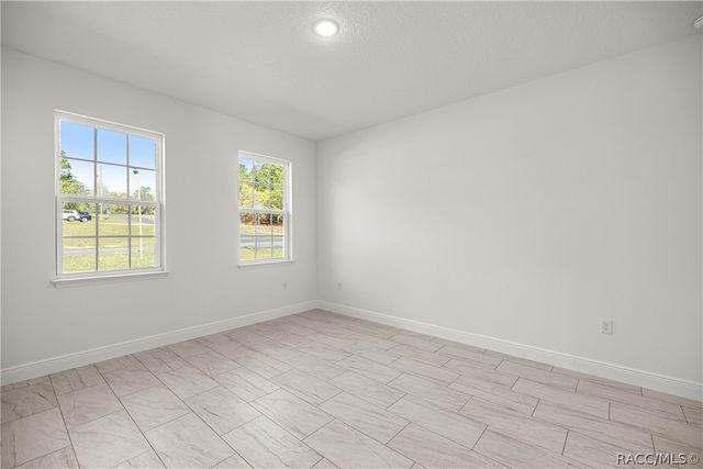 7841 N Santos Drive, Citrus Springs, FL 34434