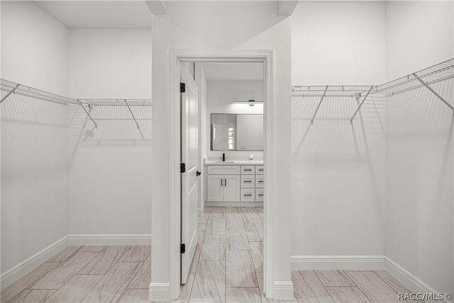 7841 N Santos Drive, Citrus Springs, FL 34434