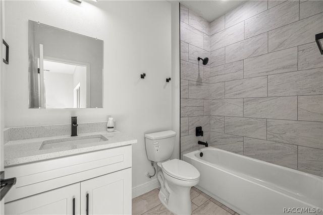 7841 N Santos Drive, Citrus Springs, FL 34434