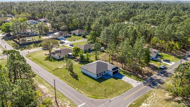 7841 N Santos Drive, Citrus Springs, FL 34434