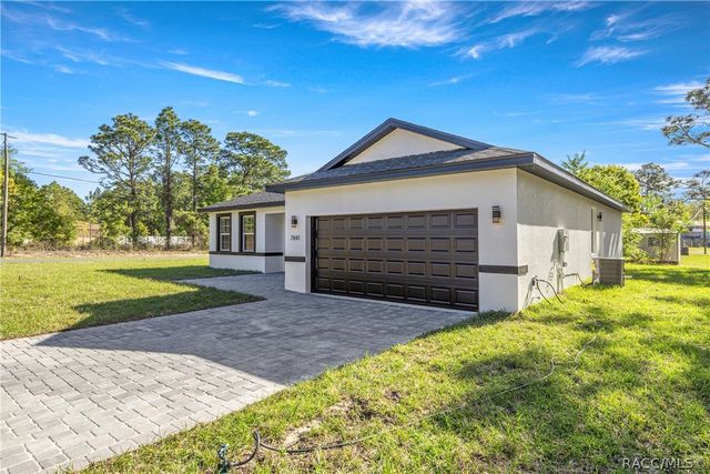 7841 N Santos Drive, Citrus Springs, FL 34434