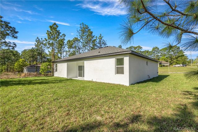 7841 N Santos Drive, Citrus Springs, FL 34434