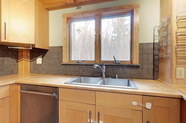 93 Old Milford Road, Brookline, NH 03033