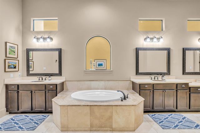 1819 W 24th Street, Houston, TX 77008