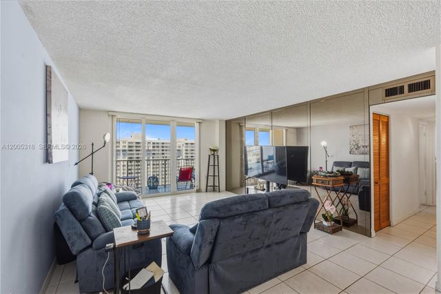 2851 NE 183rd Street 2012E, Aventura, FL 33160