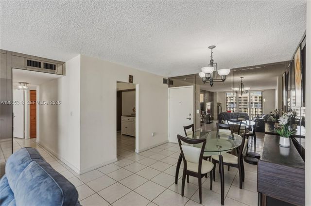 2851 NE 183rd Street 2012E, Aventura, FL 33160