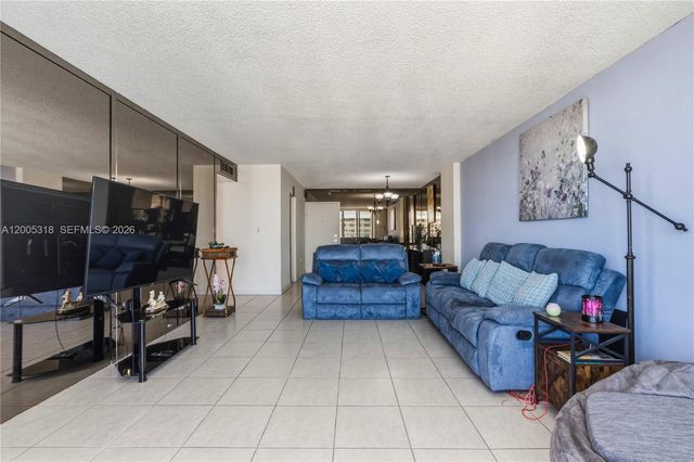 2851 NE 183rd Street 2012E, Aventura, FL 33160
