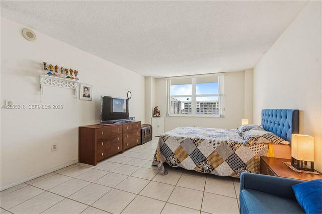 2851 NE 183rd Street 2012E, Aventura, FL 33160
