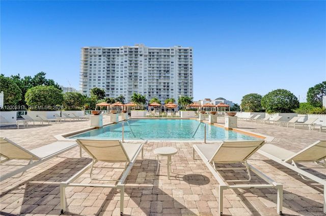 2851 NE 183rd Street 2012E, Aventura, FL 33160