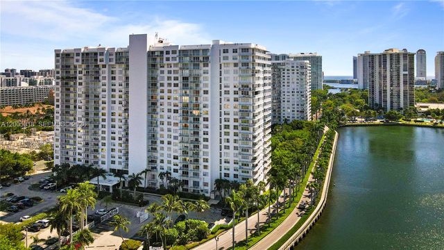 2851 NE 183rd Street 2012E, Aventura, FL 33160