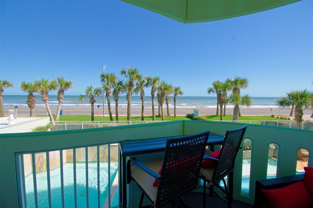 9420 Seawall Boulevard 302, Galveston, TX 77554