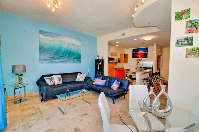 9420 Seawall Boulevard 302, Galveston, TX 77554