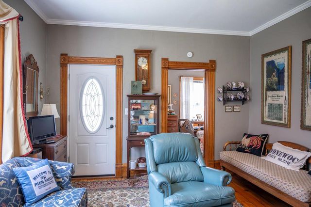524 N East Street, Wonewoc, WI 53968
