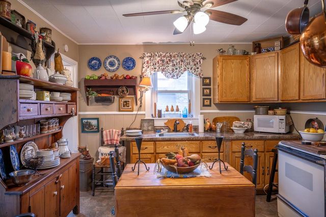 524 N East Street, Wonewoc, WI 53968