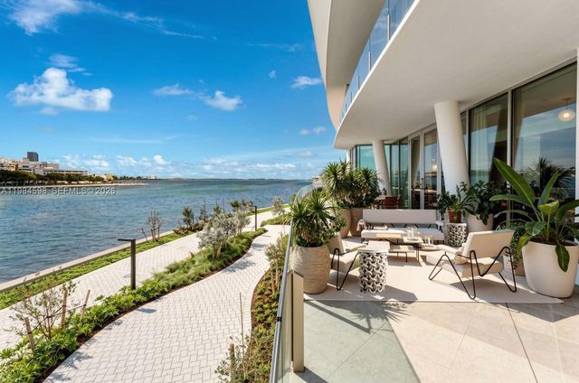 5 Grove Isle Dr L204, Coconut Grove, FL 33133