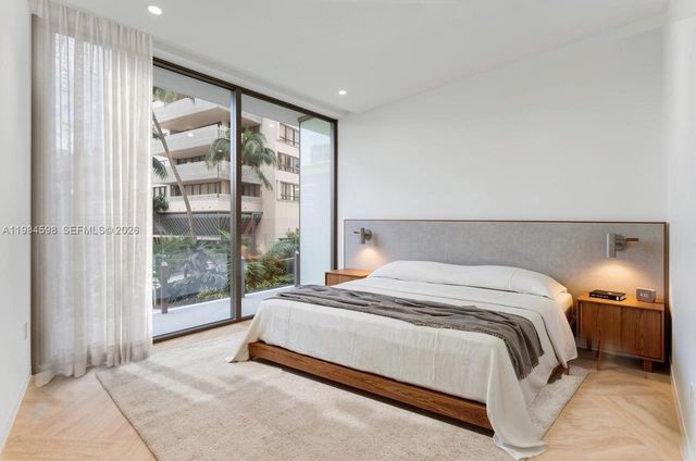 5 Grove Isle Dr L204, Coconut Grove, FL 33133