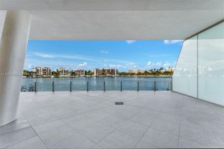 5 Grove Isle Dr L204, Coconut Grove, FL 33133
