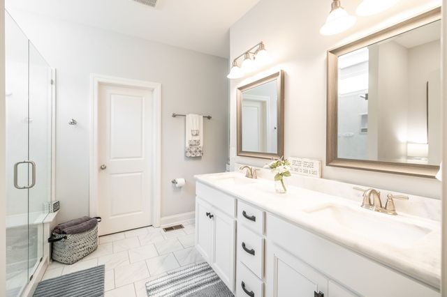 309 Van Conder Pl, Hendersonville, TN 37075