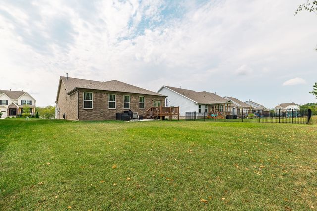 309 Van Conder Pl, Hendersonville, TN 37075