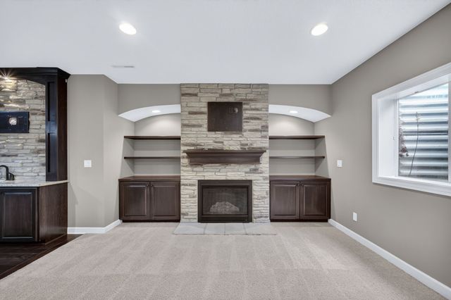 1012 NW 32nd Street, Ankeny, IA 50023