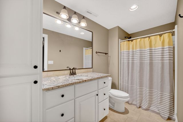 1012 NW 32nd Street, Ankeny, IA 50023