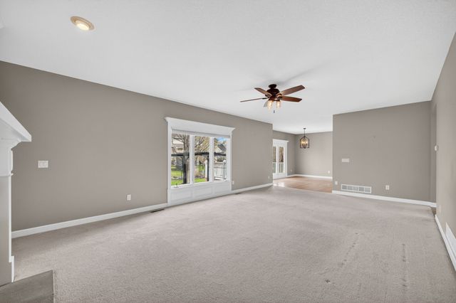 1012 NW 32nd Street, Ankeny, IA 50023