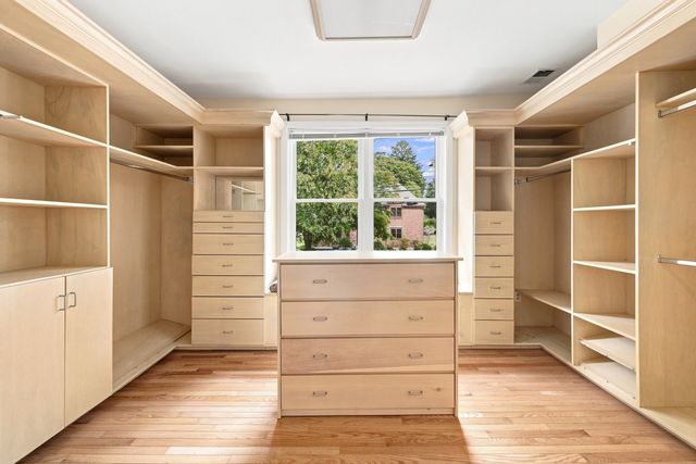 829 Chestnut, Newton, MA 02468