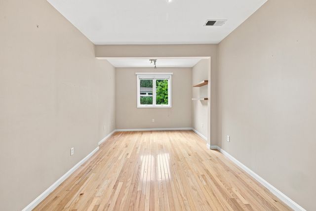 829 Chestnut, Newton, MA 02468