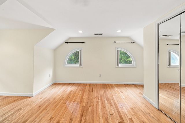 829 Chestnut, Newton, MA 02468