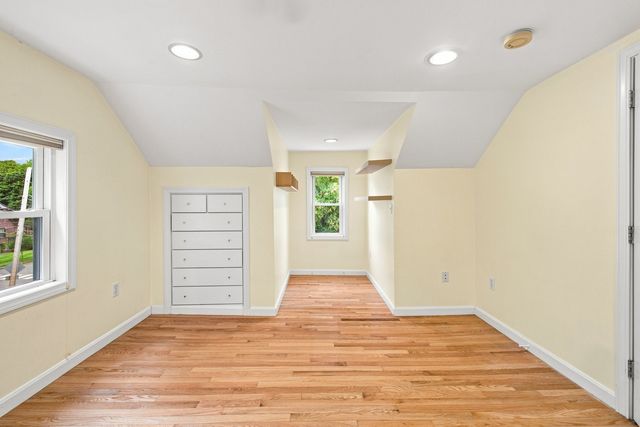 829 Chestnut, Newton, MA 02468