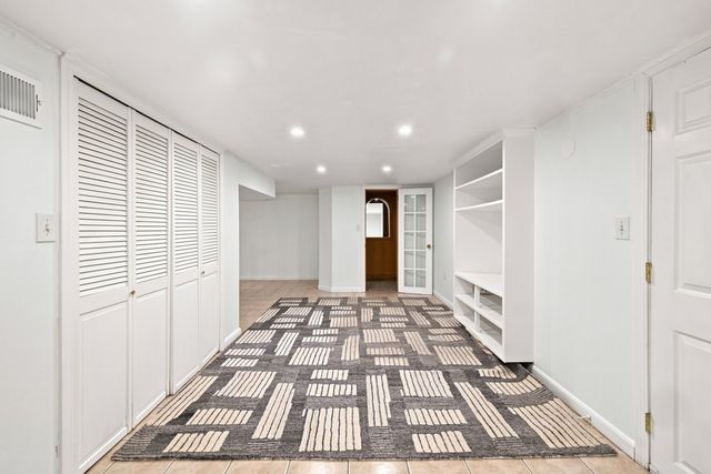 829 Chestnut, Newton, MA 02468