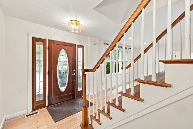829 Chestnut, Newton, MA 02468