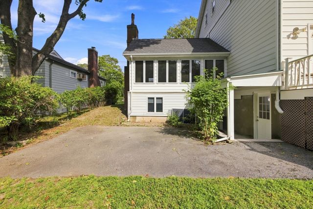 829 Chestnut, Newton, MA 02468