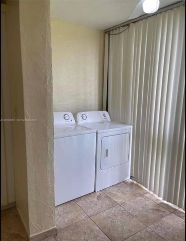 6795 SW 132nd Ave 203, Miami, FL 33183