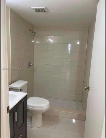 6795 SW 132nd Ave 203, Miami, FL 33183