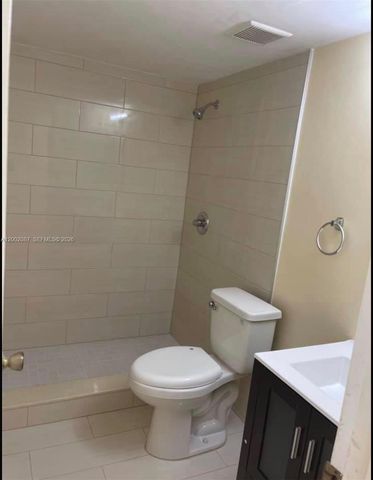 6795 SW 132nd Ave 203, Miami, FL 33183