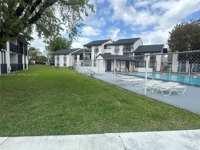 6795 SW 132nd Ave 203, Miami, FL 33183