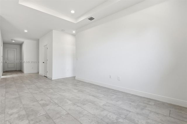 1087 Rugby Ln, La Belle, FL 33935