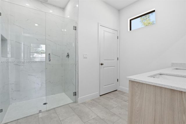 1087 Rugby Ln, La Belle, FL 33935